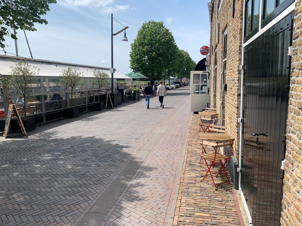 Pakhuis Aan De Haven - Bakboord Zierikzee Kültér fotó